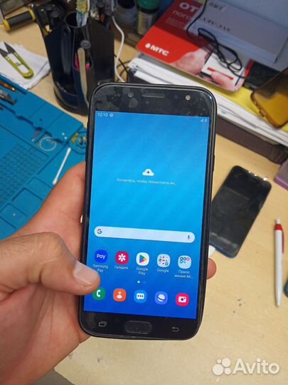 Телефон Samsung galaxy j7