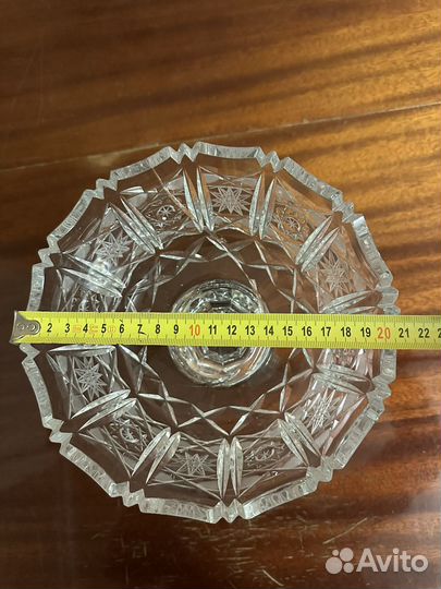 Хрустальная ваза конфетница