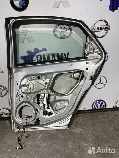 Задняя правая дверь Opel Vectra C