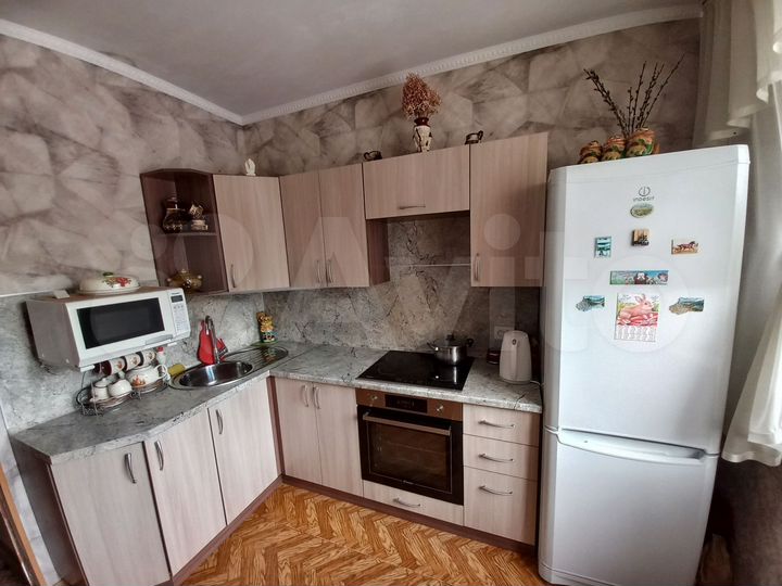 4-к. квартира, 76,6 м², 3/9 эт.