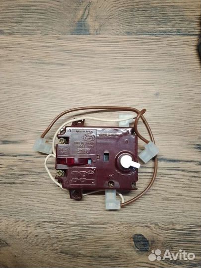 Термостат TIS-T65 691598