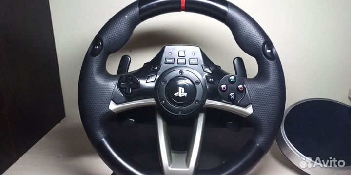Игровой руль Hori Racing Wheel Apex PS4-052E