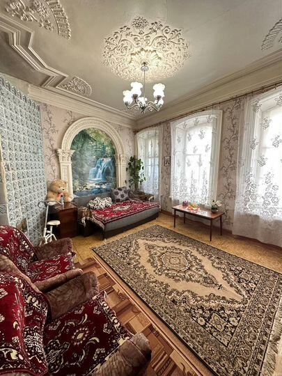 2-к. квартира, 70,2 м², 2/2 эт.