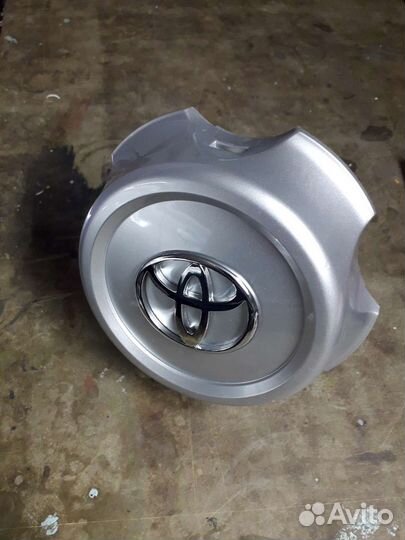 Декоративный колпак диска колеса 