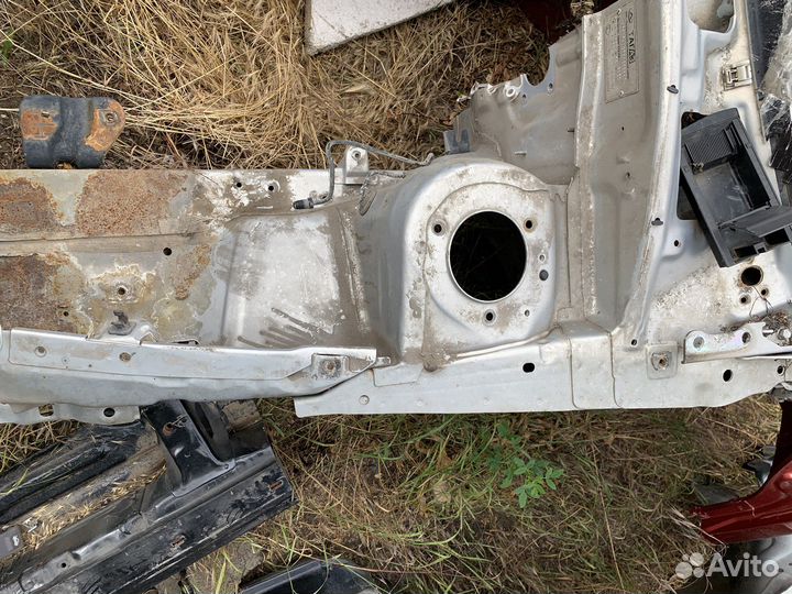 Стаканы передние хендай акцент