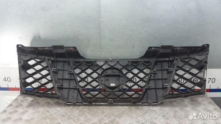 Решетка радиатора Nissan Pathfinder (2004-2009)