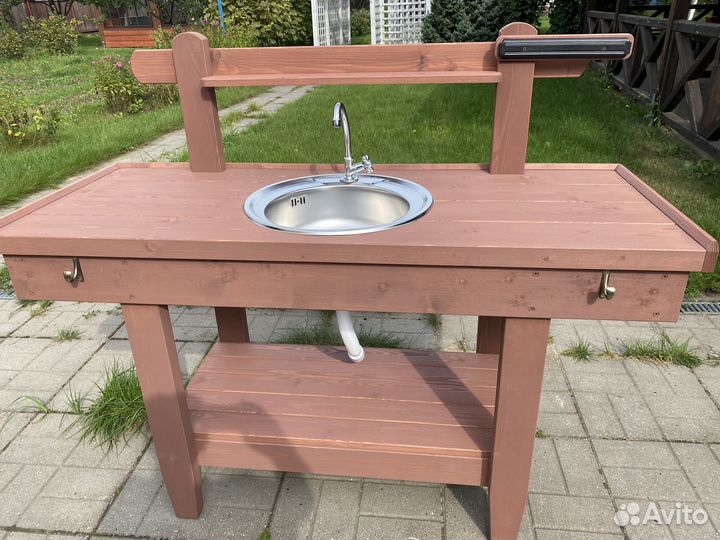 Дачный уличный стол с мойкой