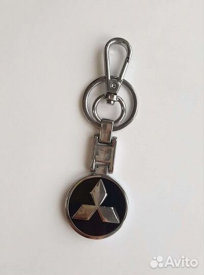Брелок автомобильный Mitsubishi, на ключи новый