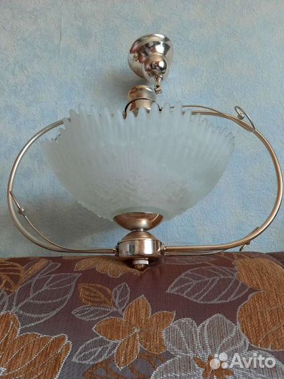 Люстра потолочная б/у