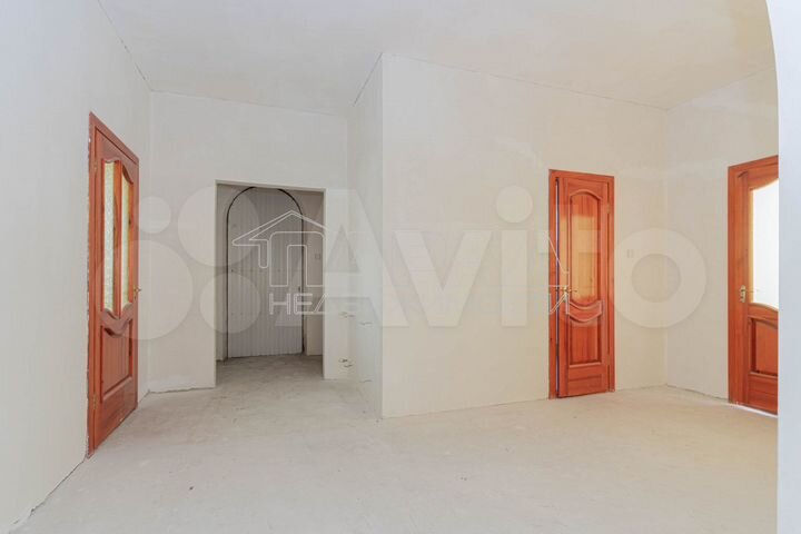 Дом 243,6 м² на участке 6 сот.