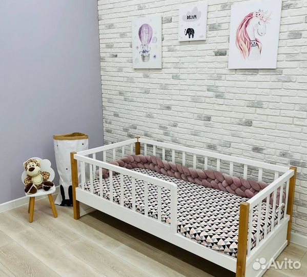 Детская кровать Basic бук