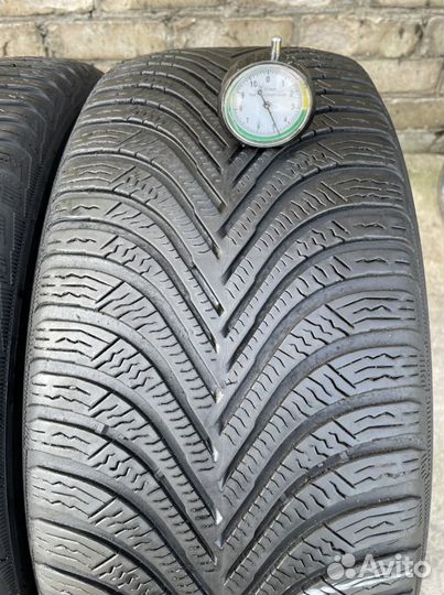 Michelin Alpin 5 215/55 R17
