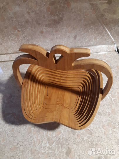 Складная фруктовница или конфетница из бамбука