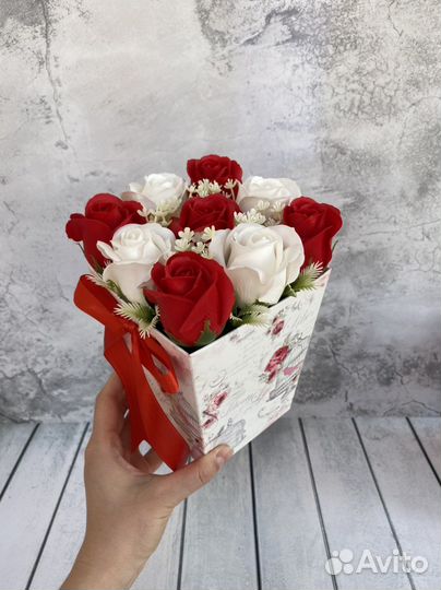 Букет из мыльных роз на 1 сентября