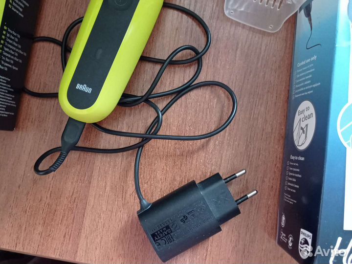 Бритва электрическая Braun Series 3 на запчасти