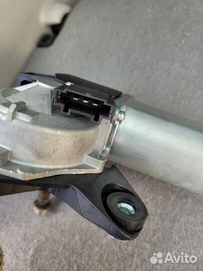Моторчик стеклоочистителя задний