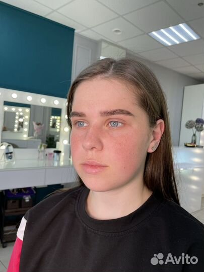 Окрашивание бровей