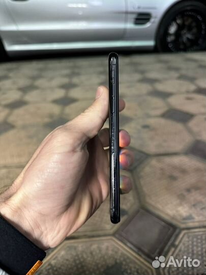 iPhone X, 256 ГБ