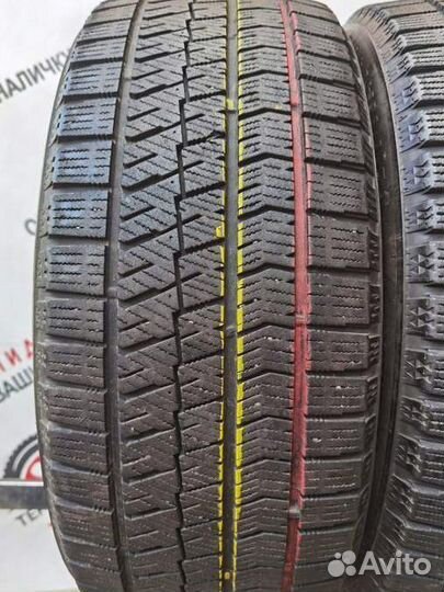 Bridgestone Blizzak VRX2 205/50 R17 99H