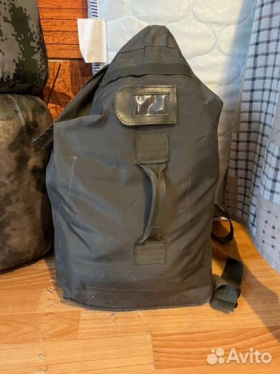 Баул с военными вещами