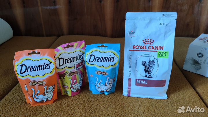 Продам кошачий корм