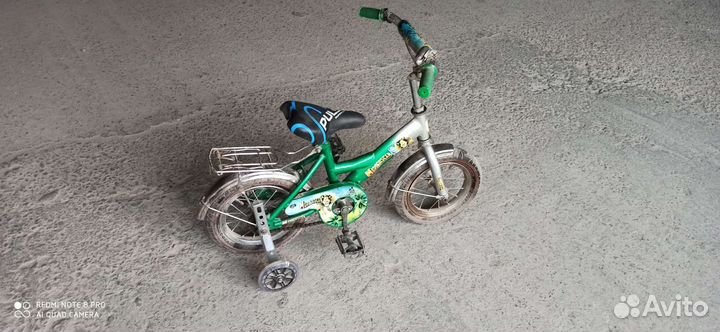 Трехколесный велосипед