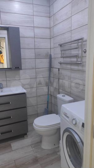 1-к. квартира, 40 м², 8/10 эт.