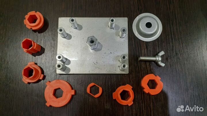 Юстировочная плита для установки линз в отражатели