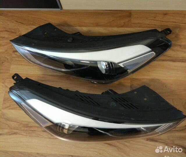 Фары на Hyundai Tucson