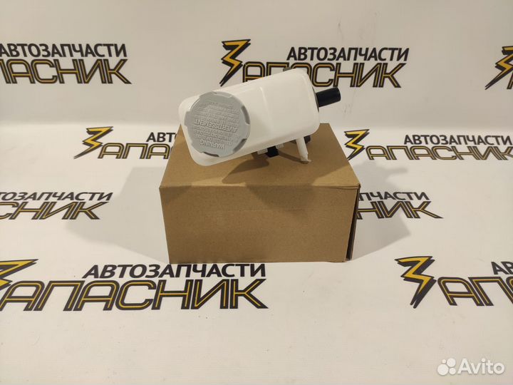 Цилиндр тормозной главный с бачком Solaris 11