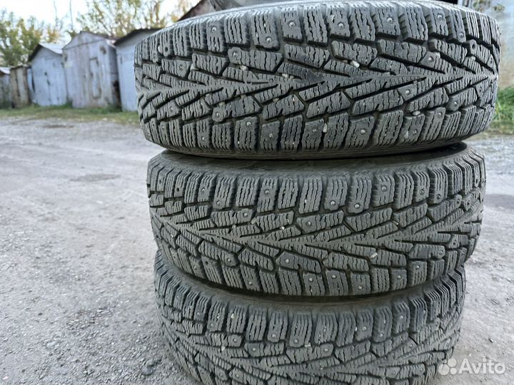 Комплект зимних колес на литье 185 65 15