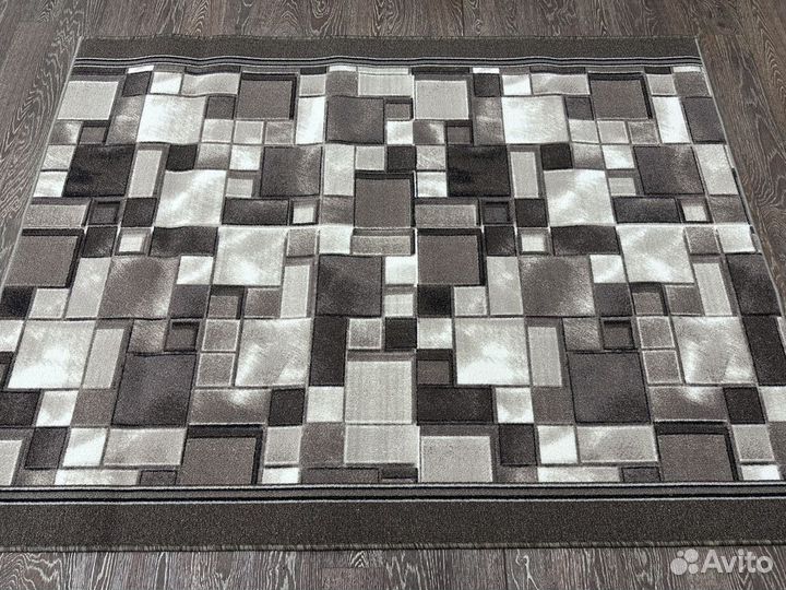 Палас 1.5х1.85м