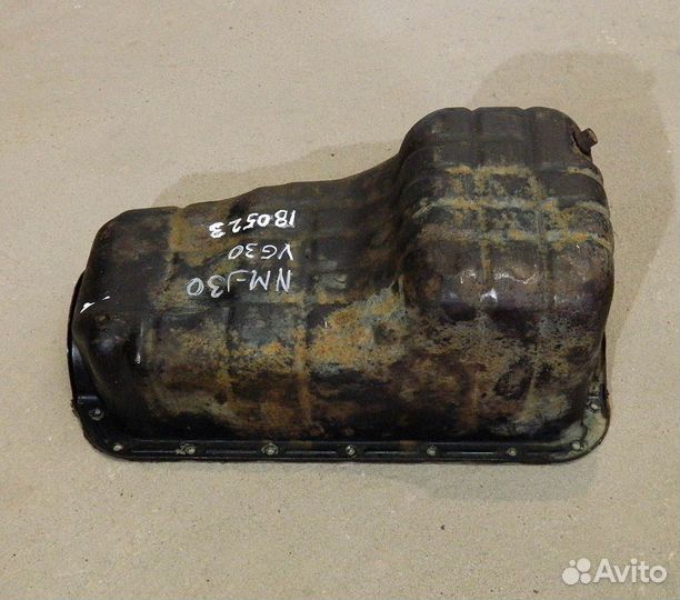 Поддон двс Nissan Maxima J30 VG30