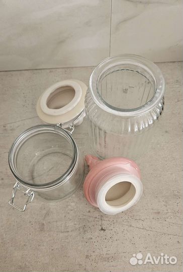 Стеклянные банки с керамической крышкой на защелке