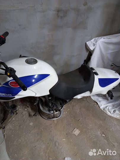 Moto Guzzi Breva 750