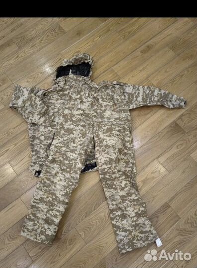 Костюм ветровлагозащитный