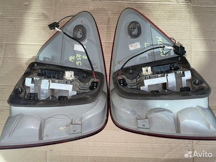 Фонарь задний Mercedes Benz W164