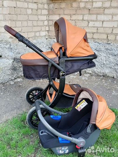 Коляска 3 в 1