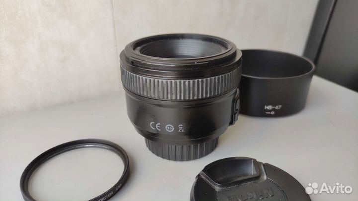 YongNuo AF Nikon 50mm f/1.8 с блендой