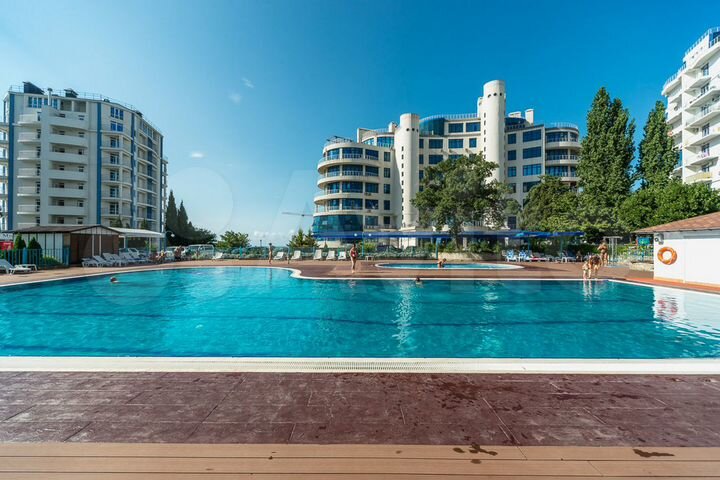 1-к. квартира, 62 м², 1/10 эт.