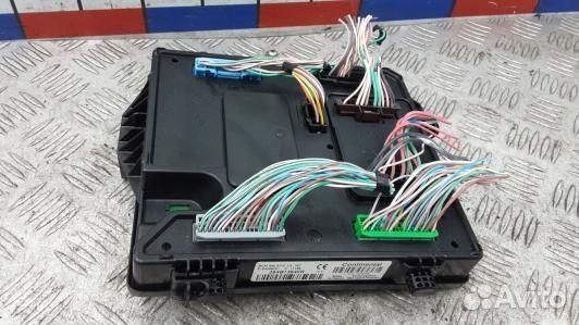 Блок комфорта renault megane 3 (6AD13M301)