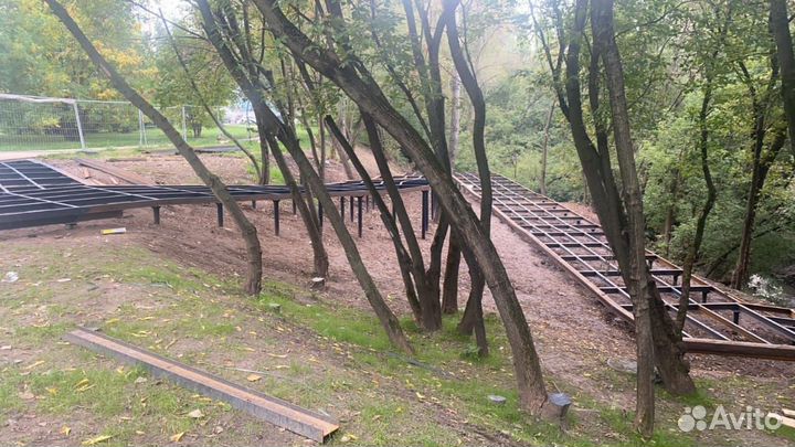 Монтаж винтовых свай для дорожек