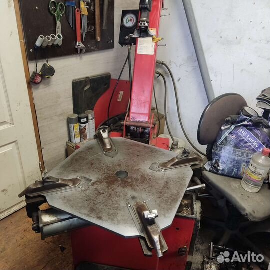 Комплект шиномонтажного оборудования