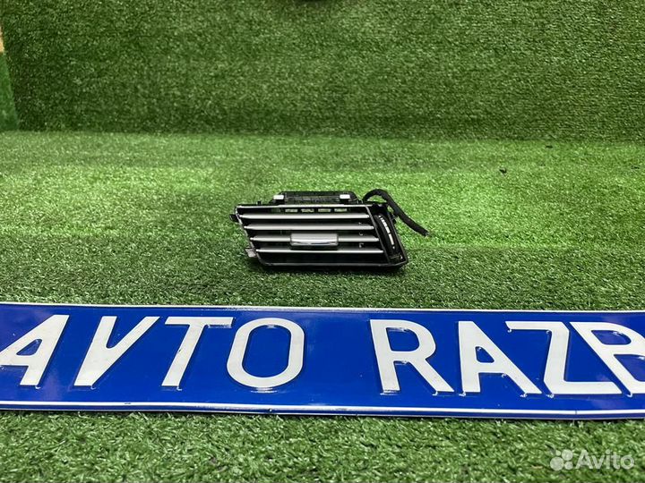 Дефлектор воздуховод на Мерседес w212