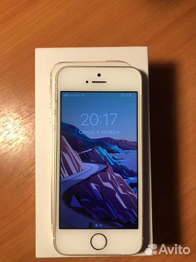 iPhone SE, 32 ГБ