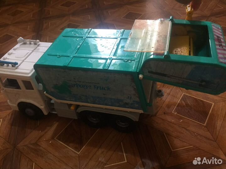 Продам машинку