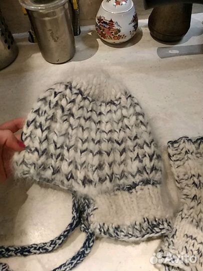 Шапка и манишка с добавлением собачей шерсти