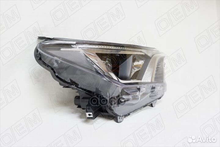 Фара правая Toyota RAV4 4 CA40 2015-2019, галоген
