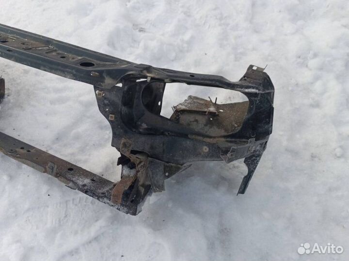 Панель (телевизор) передний Opel Omega B X 25 XE