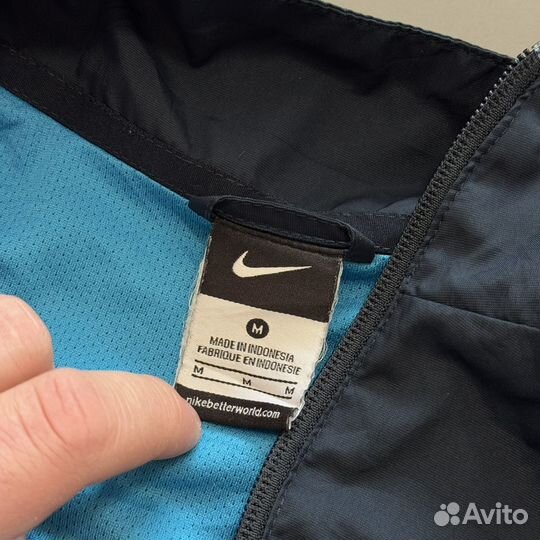 Ветровка Nike